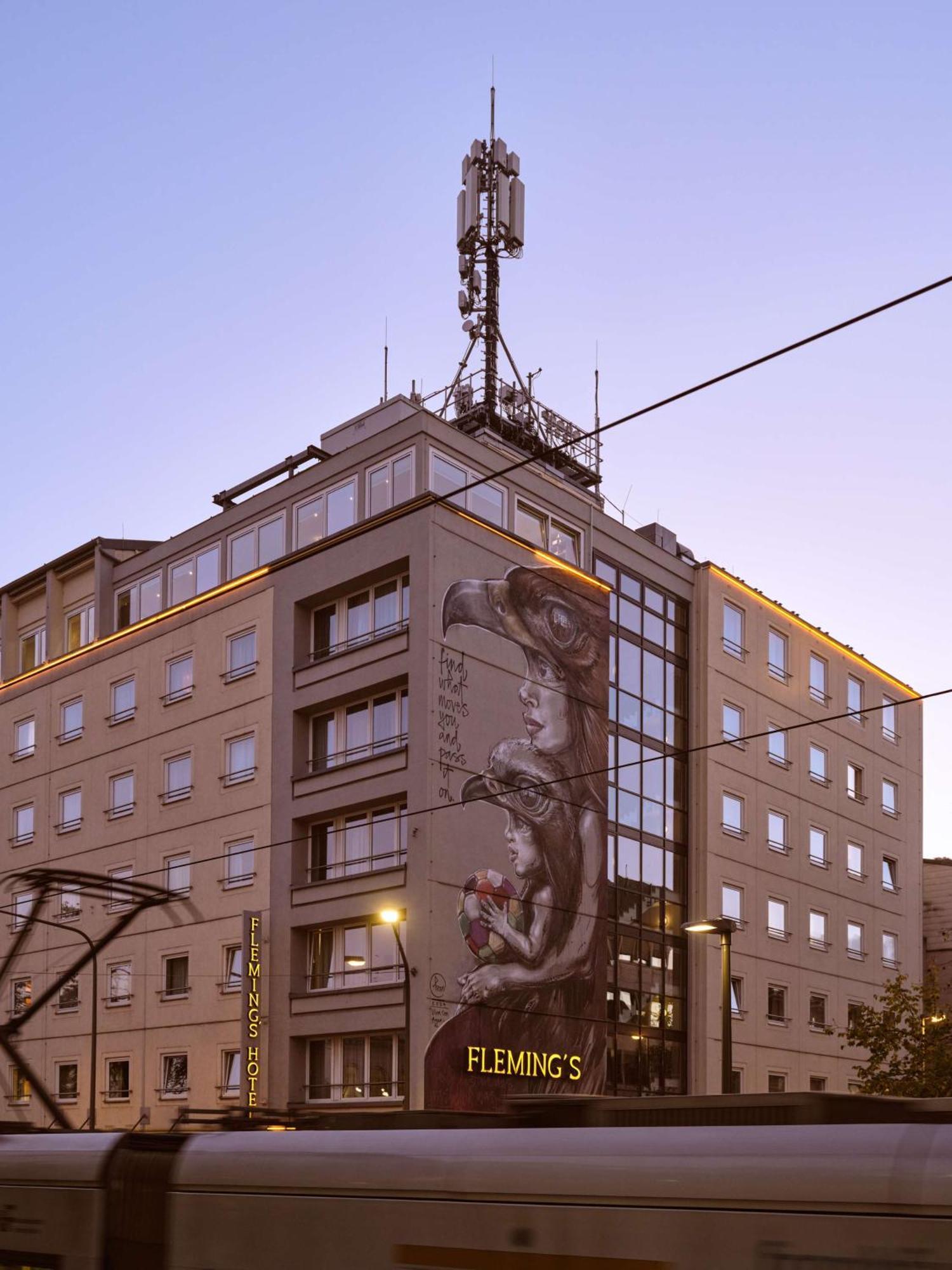 Flemings Hotel Frankfurt Main-Riverside Frankfurt am Main Exterior photo